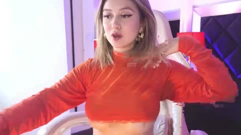 Angela Castle online show from 05.05.26