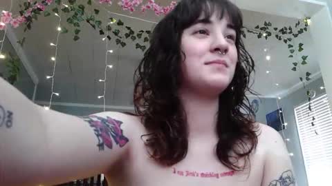 Snapshot of angelalice555 chatting on 05.26.26 angelalice555 online show from 05.26.26