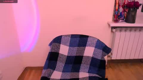 Snapshot of angelalice_ chatting on 02.25.26 Alice online show from 02.25.26