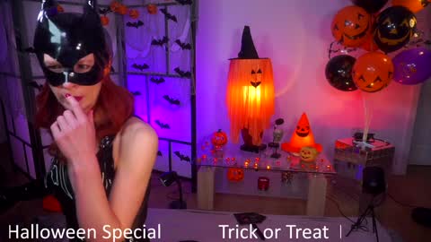 Snapshot of angelandfairieskink chatting on 10.26.25 Aimi Selena Daisy online show from 10.26.25