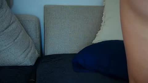 Angel online show from 04.25.26