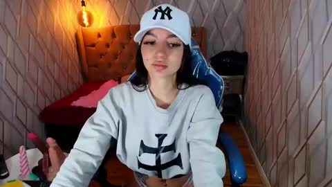 Snapshot of angelchristix chatting on 04.20.26 Angel online show from 04.20.26