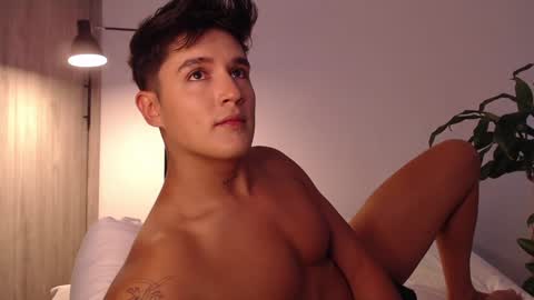 Angel online show from 12.04.24