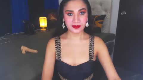 Snapshot of angelcumfallen chatting on 01.15.25 Angel online show from 01.15.25
