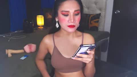 Snapshot of angelcumfallen chatting on 01.23.25 Angel online show from 01.23.25