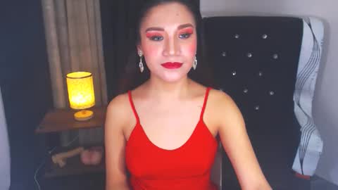 Snapshot of angelcumfallen chatting on 02.14.25 Angel online show from 02.14.25