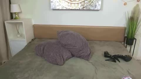 MercedesSilver online show from 03.13.26