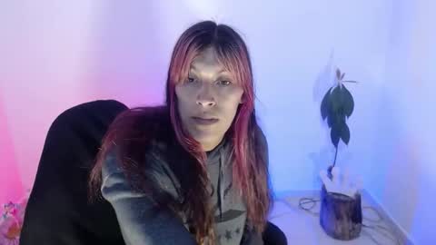 angele online show from 11.28.25