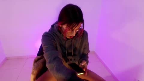 angele online show from 03.18.26