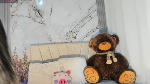 Carolina online show from 10.04.25