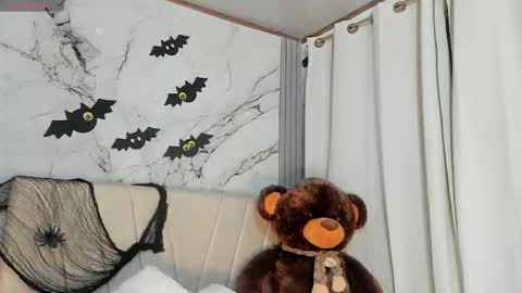 Carolina online show from 10.23.25