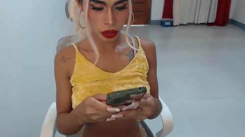 DIVINE ANGEL online show from 09.13.25