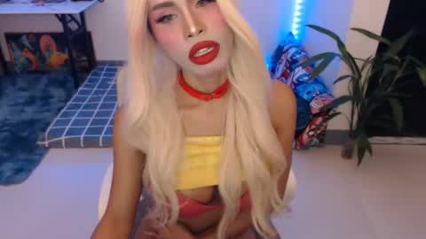 DIVINE ANGEL online show from 05.09.26