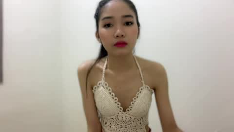 Snapshot of angelic_slutt chatting on 06.18.26 angelic_slutt online show from 06.18.26