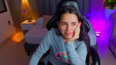 Snapshot of angelica_dymond chatting on 07.04.26 A N G E L I C A online show from 07.04.26