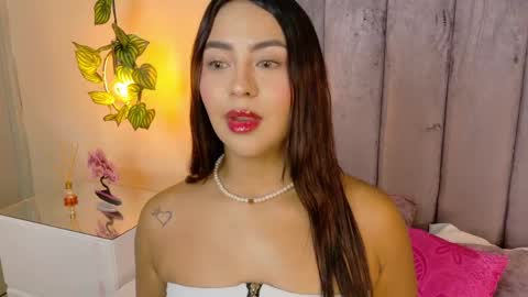 angelicaa_garcia online show from 04.24.26