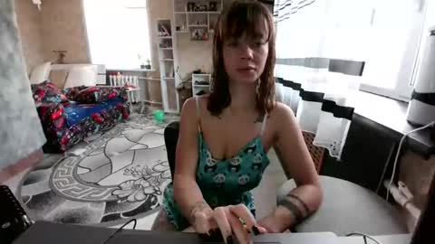 Snapshot of angelicalaursx chatting on 10.15.25 AngelicaLaursX online show from 10.15.25