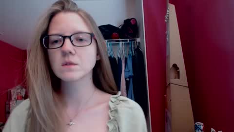 Snapshot of angelicangel3 chatting on 01.01.25 AngelicAngel online show from 01.01.25