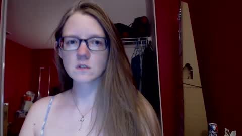Snapshot of angelicangel3 chatting on 02.04.25 AngelicAngel online show from 02.04.25