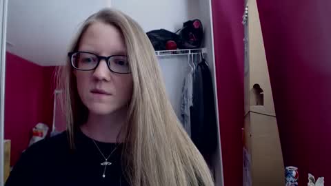 Snapshot of angelicangel3 chatting on 02.11.25 AngelicAngel online show from 02.11.25