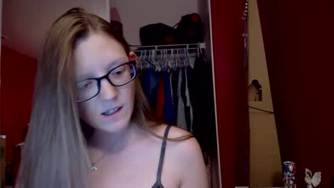 Snapshot of angelicangel3 chatting on 02.25.25 AngelicAngel online show from 02.25.25