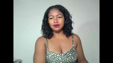 angelice33 online show from 12.21.25