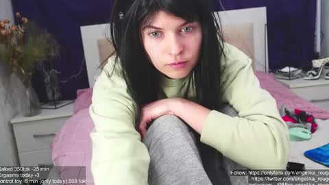 Snapshot of angelika_rouge chatting on 02.18.25 Angelika Rouge online show from 02.18.25