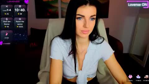 Angelina online show from 04.26.26