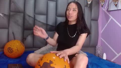    ANGELINA    online show from 10.14.25