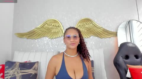 Angelina online show from 04.28.26