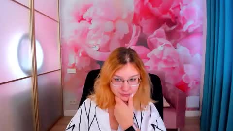 AngelinaLow online show from 02.17.26