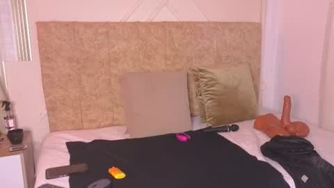 Snapshot of angelinarouse_ chatting on 06.21.26 angelinarouse_ online show from 06.21.26