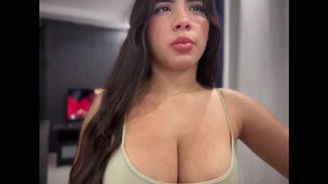 Angelina Weiss online show from 04.24.26