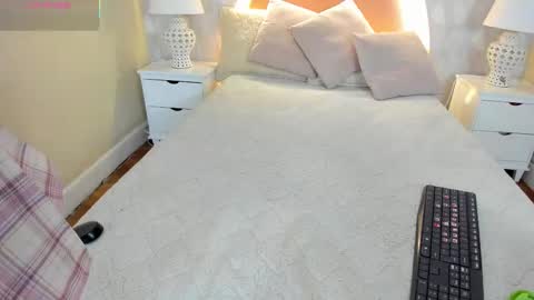 angeline online show from 11.27.25