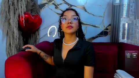 Snapshot of angeline_scot chatting on 04.22.26 angeline_scot online show from 04.22.26