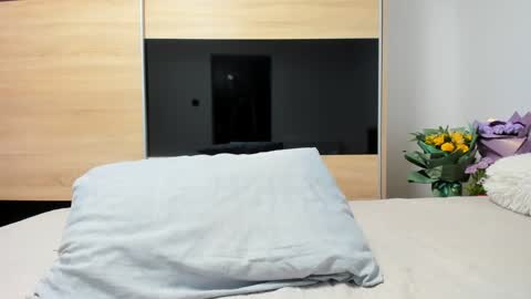 KrystyYo online show from 02.26.25