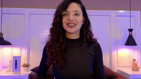 Snapshot of angell_bell chatting on 01.16.26 Angel online show from 01.16.26