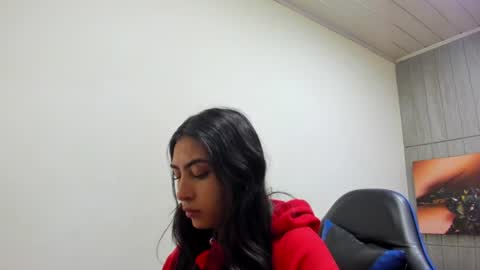 Snapshot of angell_cooper8 chatting on 06.16.26 Angell cooper8 online show from 06.16.26