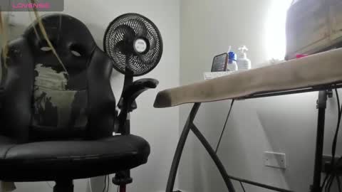 Im Angel  online show from 12.24.24