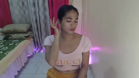 Snapshot of angelofcumx chatting on 06.04.26 sabina online show from 06.04.26