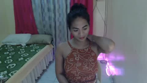 Snapshot of angelofcumx chatting on 06.12.26 sabina online show from 06.12.26