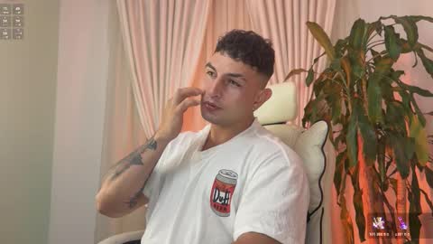 Angelo Ferro online show from 12.17.25