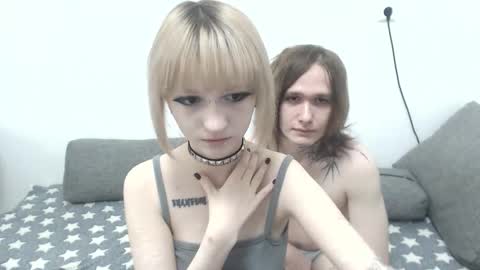 Snapshot of angelofporncouple chatting on 11.14.25 Eva online show from 11.14.25