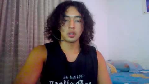 Snapshot of angelsdustxxx chatting on 09.30.25 online show from 09.30.25