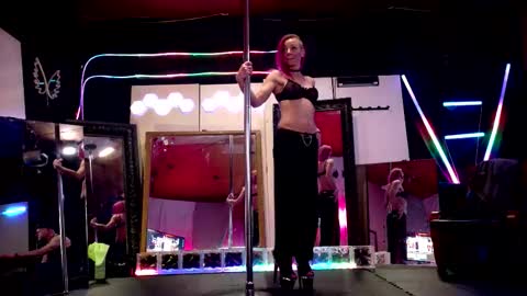 Snapshot of angelsparkle80 chatting on 01.11.26 Madison Marie online show from 01.11.26