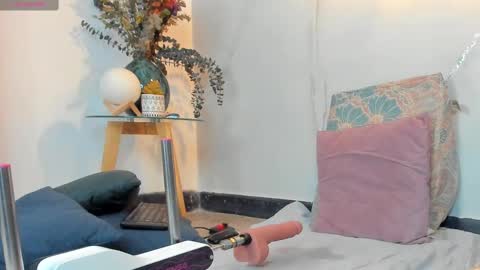 ANGIE online show from 03.01.25