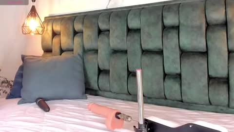 ANGIE online show from 09.16.25