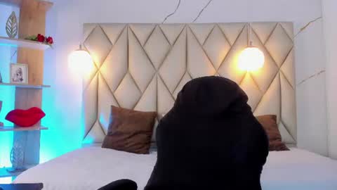 ANGIE online show from 06.18.26