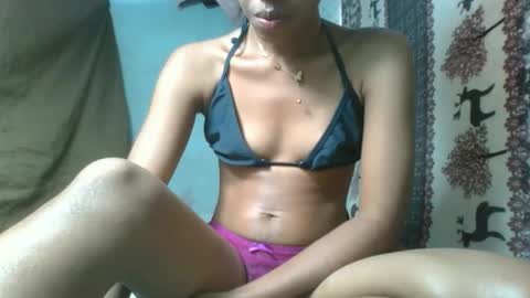 Snapshot of angeltta69 chatting on 09.26.25 angeltta69 online show from 09.26.25