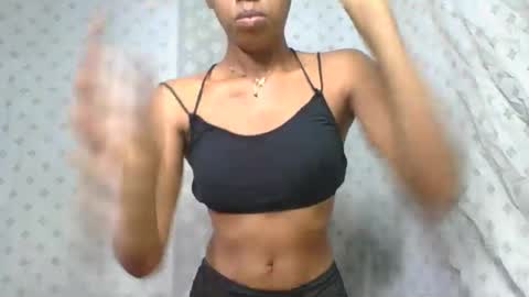 Snapshot of angeltta69 chatting on 11.24.25 angeltta69 online show from 11.24.25